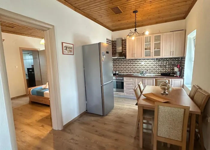 בית נופש Cozy Village